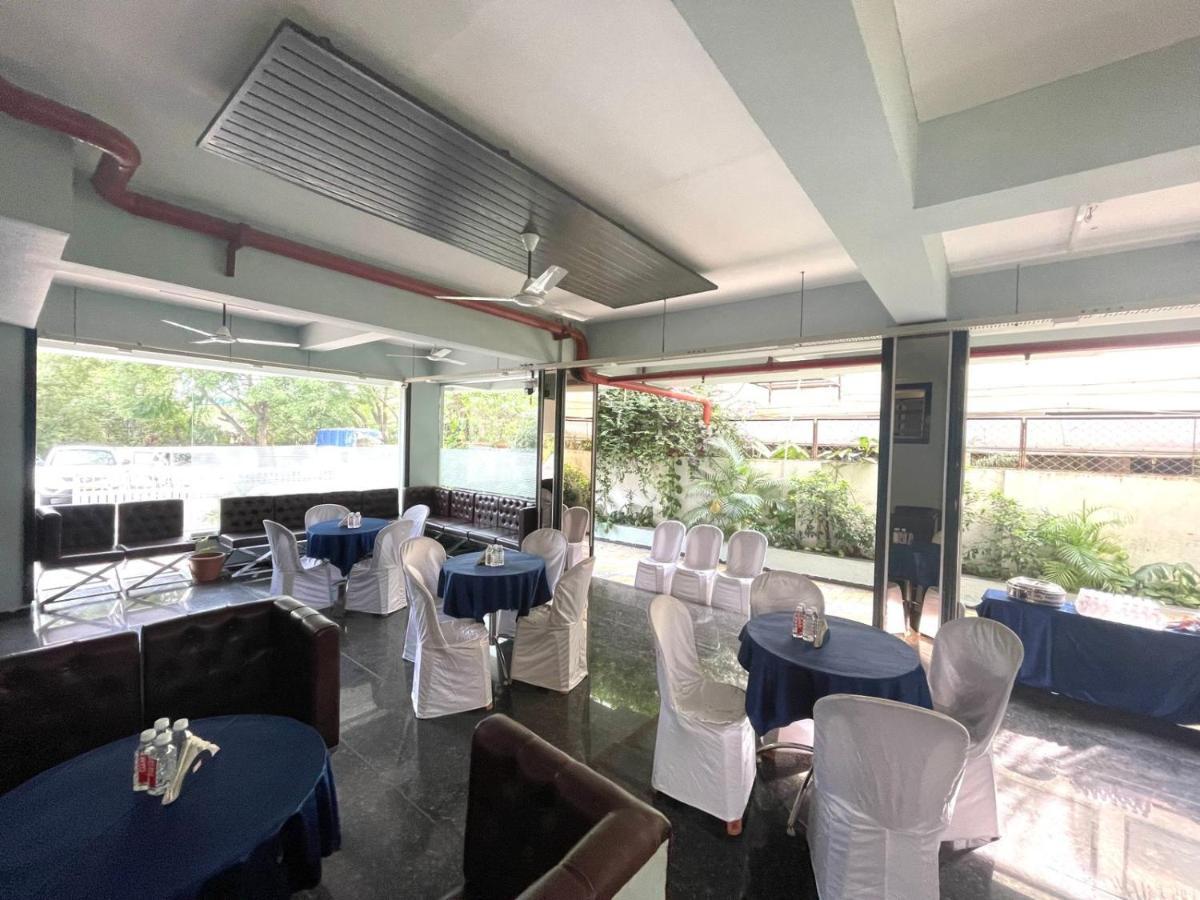 Hotel Airport Kk Nagpur Eksteriør billede